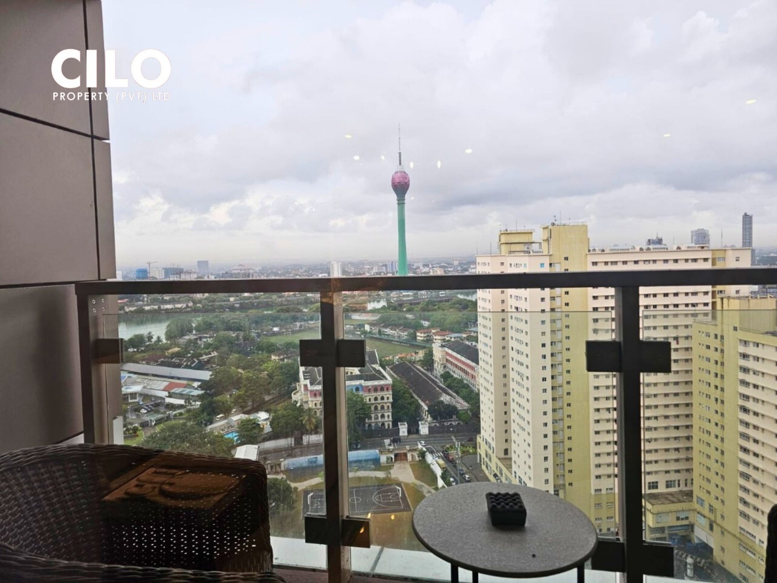 2 bedroom apartment in Colombo 2 - photo 2