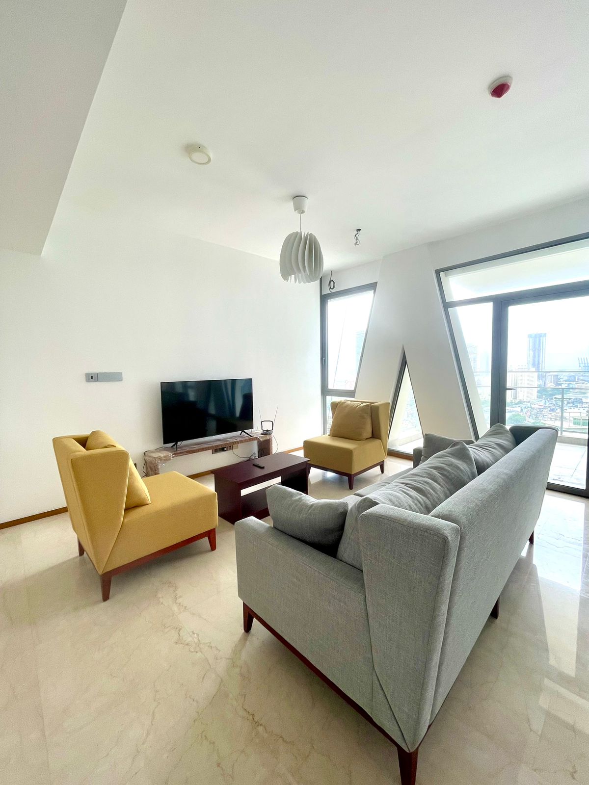 3 bedroom apartment in Colombo 2 - photo 2
