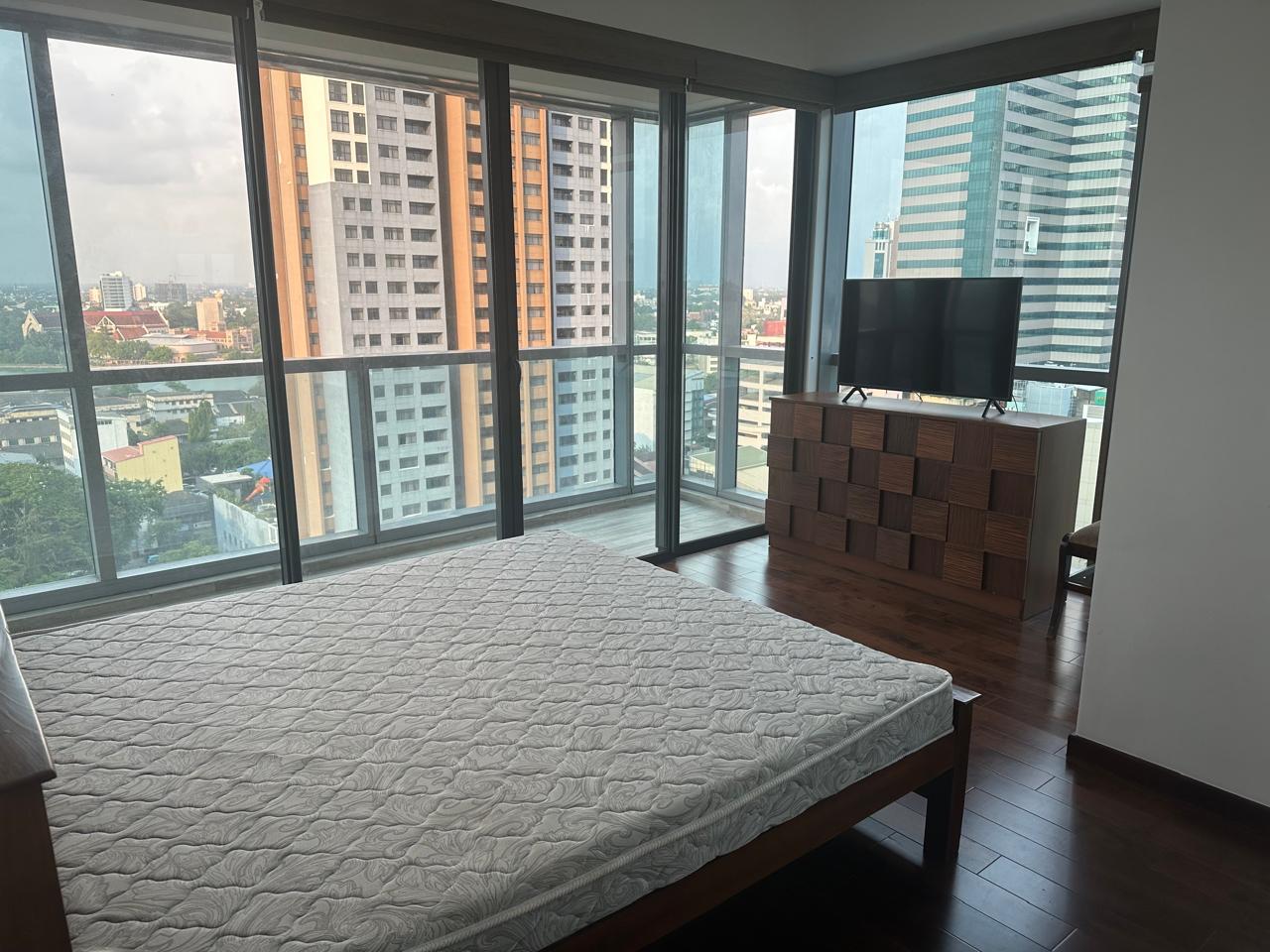 3 bedroom apartment in Colombo 2 - photo 2