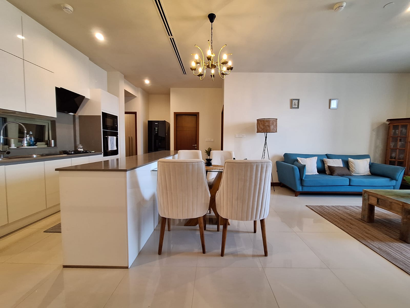 3 bedroom apartment in Colombo 7 - photo 3