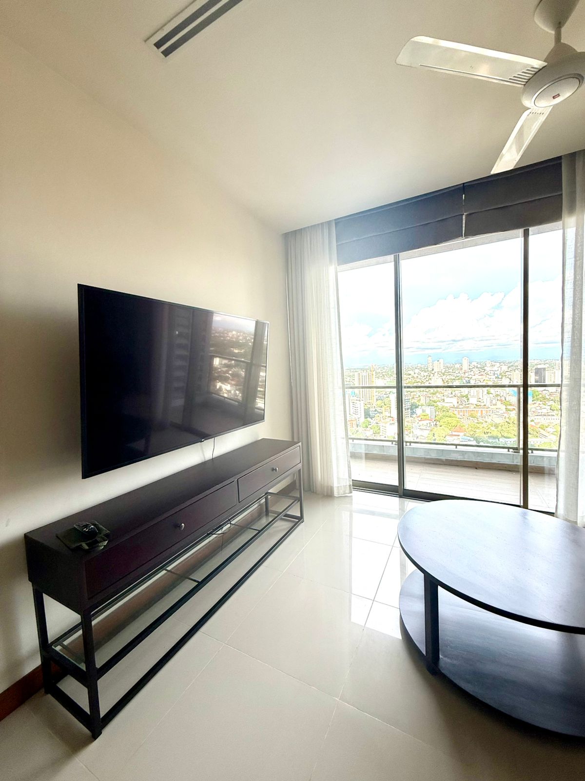 3 bedroom apartment in Colombo 7 - photo 2